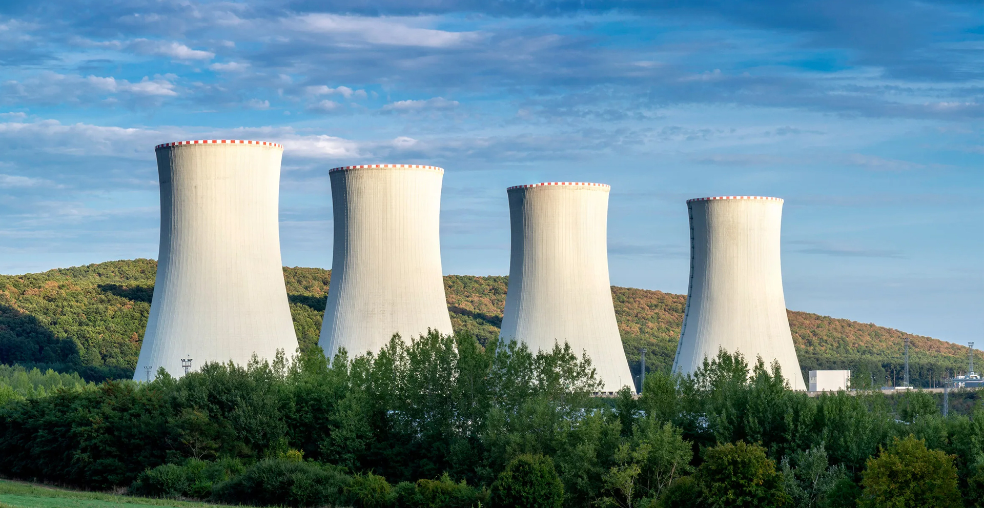 Dismantling of nuclear power plants